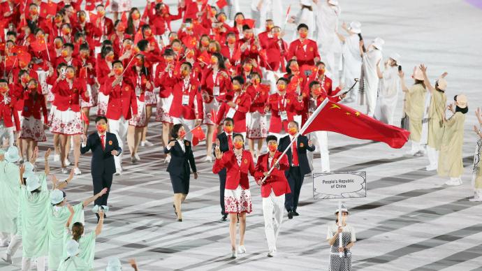 中国奥运代表团启程前往东京