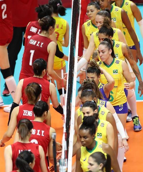 中国女排vs巴西的第三局