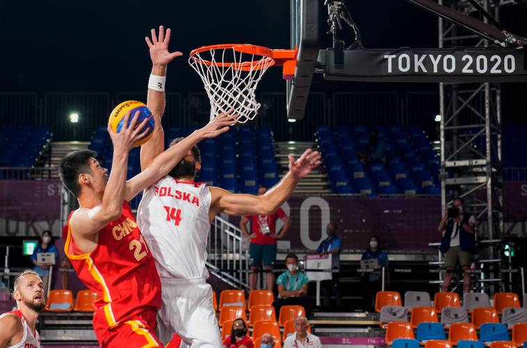 中国男篮vs波兰