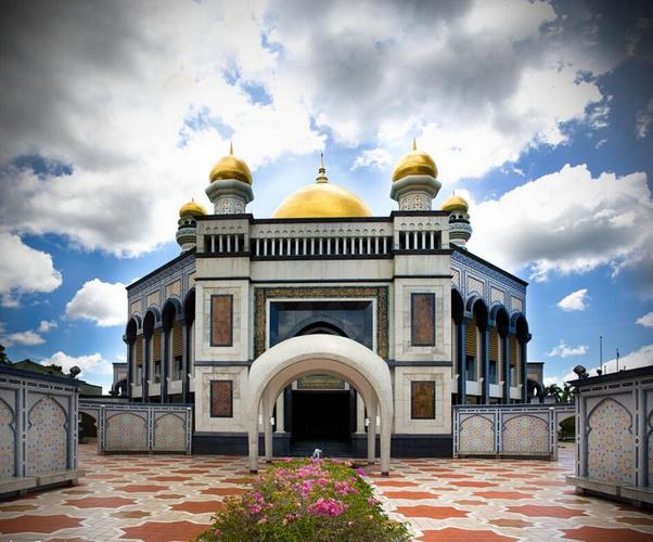博尔基亚清真寺